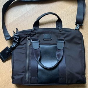 Tumi Black Aviano Briefcase NWOT